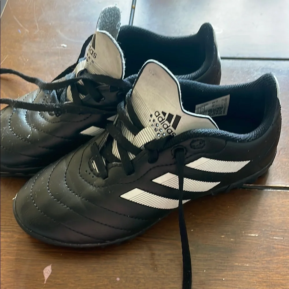 Adidas Kids indoor soccer cleats size 1Y